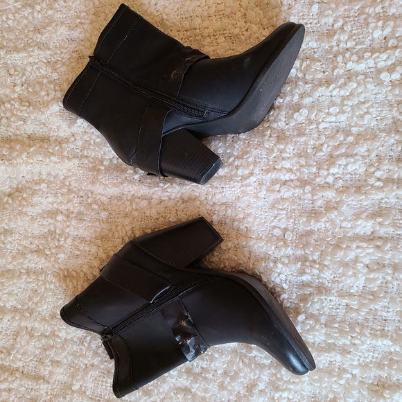 Black booties shoes Women's size 10 - Picture 5 of 11